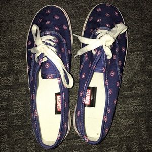 Captain America Lace-Up Shoes